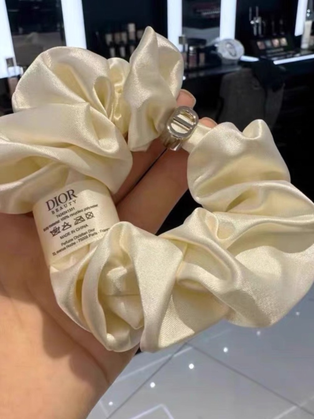 Dior beauty gift  silk scrunchie